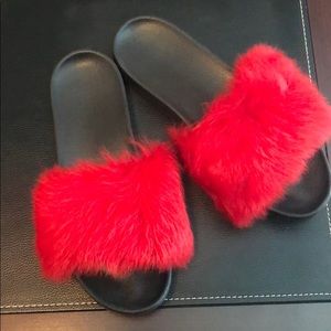 UGG Red Royale Toscana Pool Slide Size 11